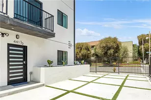 441 N Harvard Blvd, Los Angeles, CA 90004 - Photo 19
