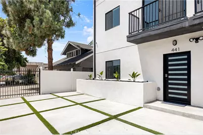 441 N Harvard Boulevard, Los Angeles, CA 90004 - Photo 5