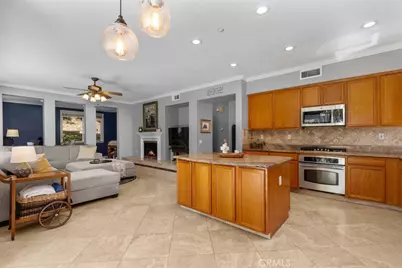 35 Edmonton Way, Rancho Santa Margarita, CA 92688 - Photo 17