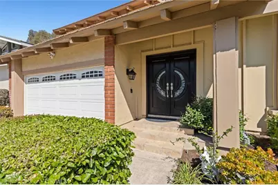 6573 E North View Drive, Anaheim Hills, CA 92807 - Photo 3