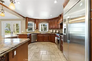 6573 E North View Dr, Anaheim Hills, CA 92807 - Photo 11