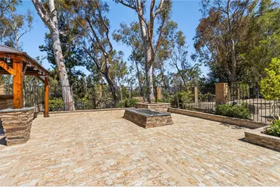 6573 E North View Drive, Anaheim Hills, CA 92807 - Photo 41
