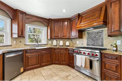 6573 E North View Drive, Anaheim Hills, CA 92807 - Photo 13