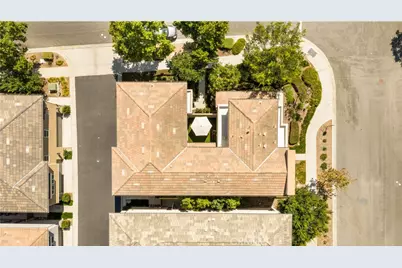 220 Follyhatch, Irvine, CA 92618 - Photo 39