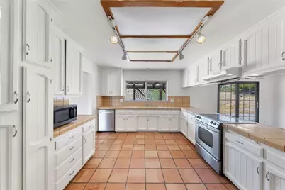 6464 Rome Court, Yucca Valley, CA 92284 - Photo 13