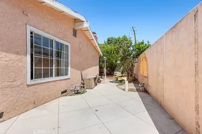 3927 E Rogue, Anaheim, CA 92807 - Photo 25