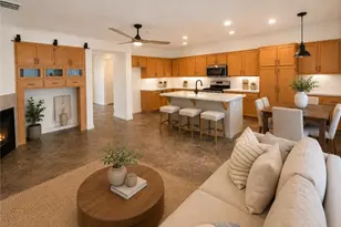 35579 Country Creek Dr, Yucaipa, CA 92399 - Photo 3