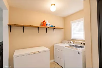 9275 Van Ruiten, Bellflower, CA 90706 - Photo 19