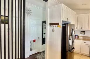 16444 Bolsa Chica St, Huntington Beach, CA 92649 - Photo 11