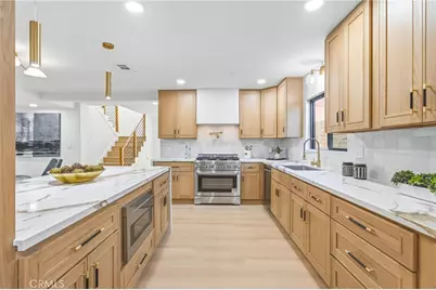 10321 Kamuela Drive, Huntington Beach, CA 92646 - Photo 11