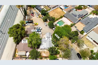 2430 W 6th Street, Santa Ana, CA 92703 - Photo 3