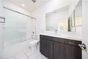 222 Harringay, Irvine, CA 92618 - Photo 21