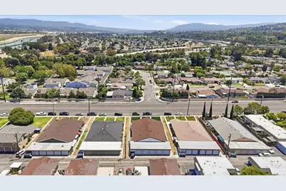 307 N Tustin, Anaheim, CA 92807 - Photo 55