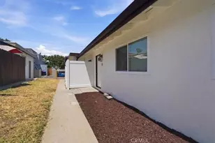 307 N Tustin, Anaheim, CA 92807 - Photo 19
