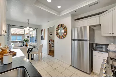 34 Magellan Aisle, Irvine, CA 92620 - Photo 11