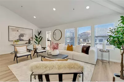 34 Magellan Aisle, Irvine, CA 92620 - Photo 5