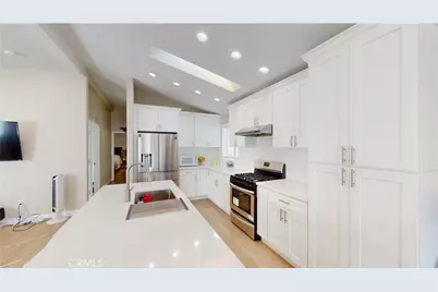15621 Beach Boulevard #111, Westminster, CA 92683 - Photo 3