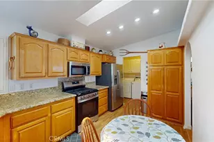 9850 Garfield Ave, Huntington Beach, CA 92646 - Photo 17