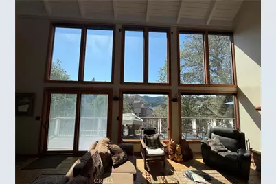 27647 Matterhorn Drive, Lake Arrowhead, CA 92352 - Photo 3