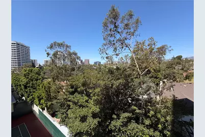 10501 Wilshire #814, Los Angeles, CA 90024 - Photo 7