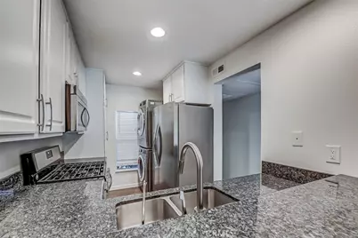 322 Orange Blossom, Irvine, CA 92618 - Photo 7