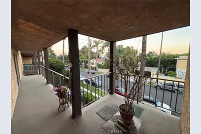 303 E 9th #7, Santa Ana, CA 92701 - Photo 9