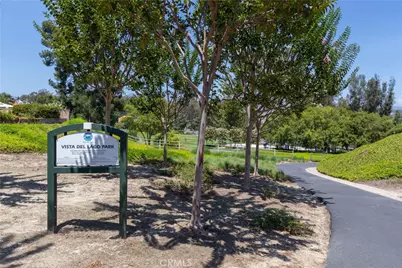 22682 Ledana, Mission Viejo, CA 92691 - Photo 51