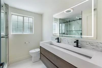 25045 Mackenzie, Laguna Hills, CA 92653 - Photo 19
