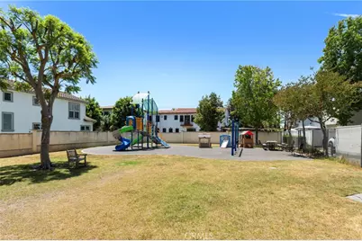 4524 Jamestown, Yorba Linda, CA 92886 - Photo 33