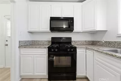 10255 Newville Avenue, Downey, CA 90241 - Photo 23