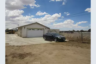 11540 5th, Hesperia, CA 92345 - Photo 3