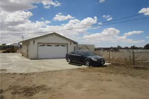 11540 5th, Hesperia, CA 92345 - Photo 3