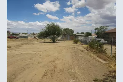 11540 5th, Hesperia, CA 92345 - Photo 25