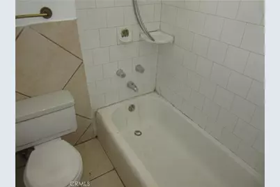 11540 5th, Hesperia, CA 92345 - Photo 19