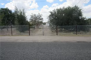11540 5th, Hesperia, CA 92345 - Photo 37