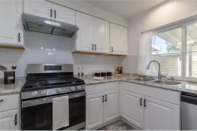 5096 Via Maria, La Palma, CA 90623 - Photo 9