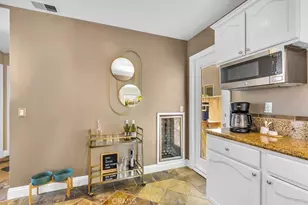 2626 Santa Ana, Costa Mesa, CA 92627 - Photo 11