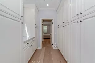 57 Statuary, Irvine, CA 92620 - Photo 19
