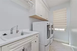 57 Statuary, Irvine, CA 92620 - Photo 41