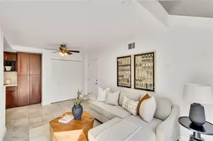 122 Almador, Irvine, CA 92614 - Photo 13