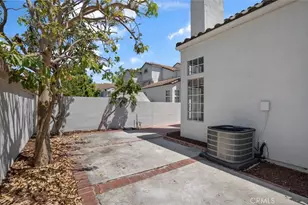 122 Almador, Irvine, CA 92614 - Photo 25