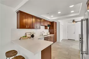 122 Almador, Irvine, CA 92614 - Photo 11