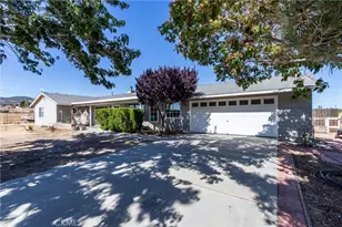 8650 Cowberry Rd, Phelan, CA 92371 - Photo 11