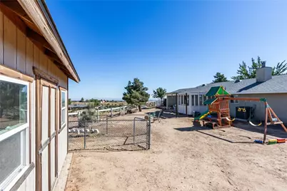 8650 Cowberry Road, Phelan, CA 92371 - Photo 69