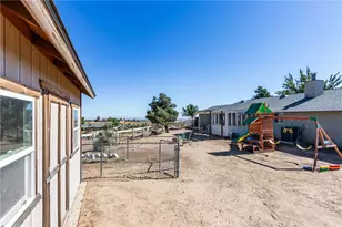 8650 Cowberry Rd, Phelan, CA 92371 - Photo 69