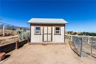 8650 Cowberry Rd, Phelan, CA 92371 - Photo 63