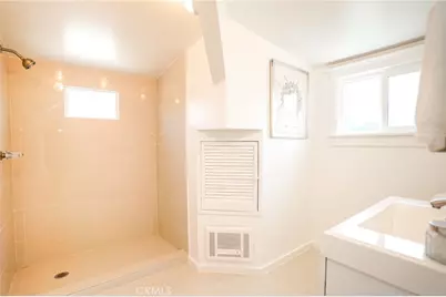 38 Dudley Avenue, Venice, CA 90291 - Photo 17