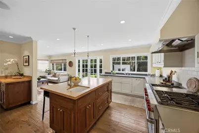 9601 Dumbreck Drive, Huntington Beach, CA 92646 - Photo 13