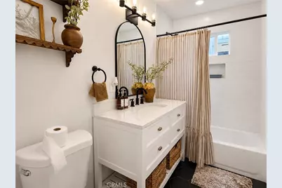 1113 S Golden West Avenue, Santa Ana, CA 92704 - Photo 5