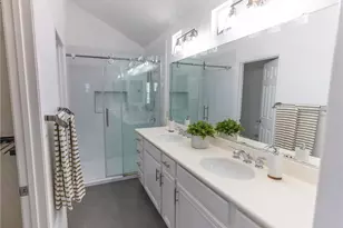 13051 Arborwalk Ln, Tustin, CA 92782 - Photo 9